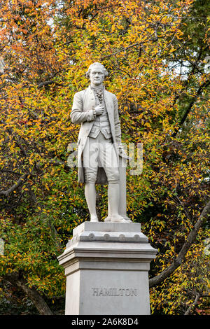 New York, USA, 26. Oktober 2019. Eine Statue von Alexander Hamilton in New Yorks Central Park. Hamilton war einer der Väter der Un Stockfoto