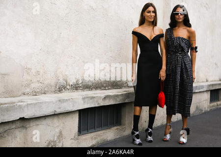 Giorgia Tordini und Gilda Ambrosio besuchen die Show während der Mailänder Modewoche, 18.2019 Stockfoto