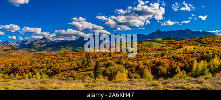 Die schöne Dallas Panorama im Herbst Teilen Stockfoto