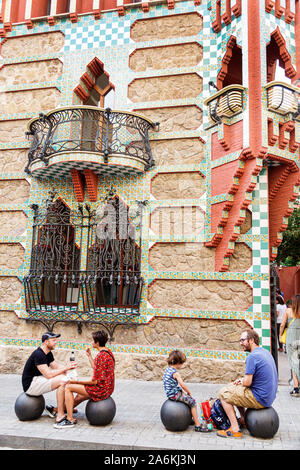 Barcelona Spanien,Katalonien Gracia Nachbarschaft,Casa Vicens,Museum,1885,Antoni Gaudi,Architektur,Katalanische Moderne,UNESCO Weltkulturerbe,Außen,Mensch,w Stockfoto