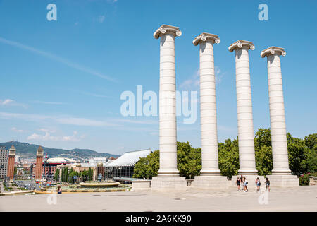 Barcelona Spanien,Katalonien Montjuic,Les Quatre Columnes,vier Säulen,Denkmal,katalanisches Unabhängigkeitssymbol,Repliken,von Josep Puig i Cadafalch,Stadt Skyli Stockfoto