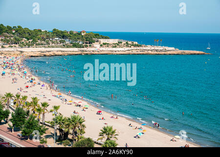 Tarragona Spanien Hispanic Katalonien Mittelmeer, Aussichtspunkt, Aussichtspunkt, Platja del Miracle, Strand, Sonnenanbeter, ES190825129 Stockfoto