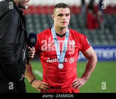 Leicester, Großbritannien. 27 Okt, 2019. English Premiership Rugby, Tiger gegen Sarazenen; Mann des Spiels der Sarazenen flanker Ben Graf ist durch das Fernsehen nach dem RFU-Premiership Spiel - Redaktionelle Verwendung Credit: Aktion Plus Sport Bilder/Alamy Leben Nachrichten interviewt Stockfoto