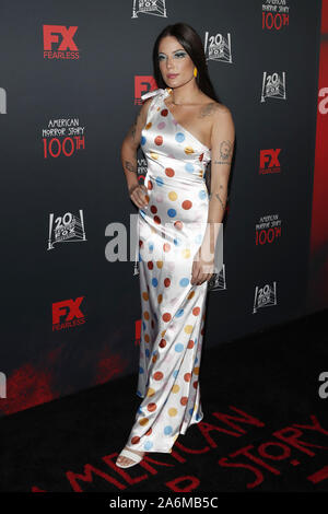 Oktober 26, 2019, Los Angeles, CA, USA: LOS ANGELES - Okt 26: Halsey an der ''American Horror'' 100 Episode Feier am Hollywood Forever Friedhof am 26. Oktober 2019 in Los Angeles, CA (Credit Bild: © Kay Blake/ZUMA Draht) Stockfoto