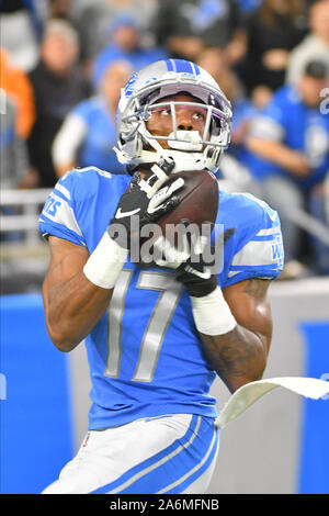 Detroit, USA. 27 Okt, 2019. Detroit Lions WR Marvin Hall (17) fängt einen Touchdown Pass während der NFL Spiel zwischen den New York Giants und Detroit Lions am 27. Oktober 2019 im Ford Field in Detroit, MI (Foto von Allan Dranberg/Cal Sport Media) Credit: Cal Sport Media/Alamy leben Nachrichten Stockfoto