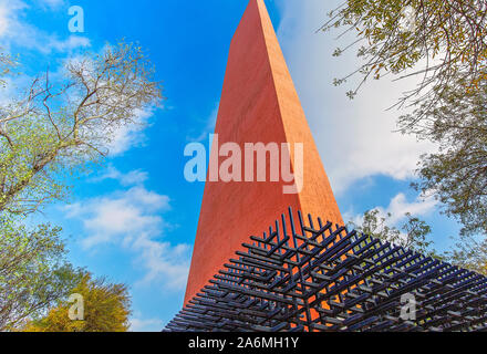 Monterrey, Mexiko, 11. September, 2019: Monterrey, Macroplaza, Landmark Tower Handelskammer Monument (Faro del Comercio) im historischen Stadtzentrum Stockfoto