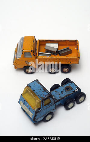Klar altes Spielzeug Lkw aus Metall Stockfoto