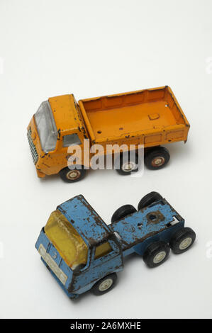 Klar altes Spielzeug Lkw aus Metall Stockfoto