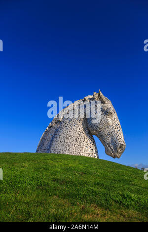 Eine der Kelpie Köpfe im Helix Park in Falkirk, Stirlingshire. Stockfoto