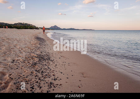 MURAVERA SARDINIEN/OKTOBER 2019: Den herrlichen Sandstrand der Costa Rei, im Süden von Sardinien Stockfoto