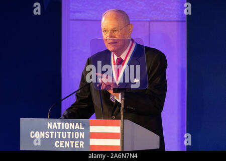 Philadelphia, Pennsylvania, USA. 27 Okt, 2019. Pensionierte Chief Justice des Obersten Gerichts, ANTHONY M KENNEDY, im National Constitution Center in Philadelphia Pa Credit: Ricky Fitchett/ZUMA Draht/Alamy leben Nachrichten Stockfoto