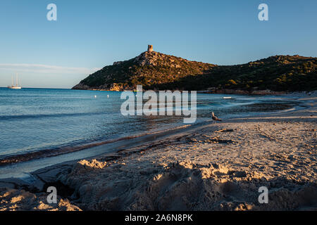 VILLASIMIUS, Italien / Oktober 2019: Der wunderschöne Strand von Porto Giounco im Süden von Sardinien Stockfoto