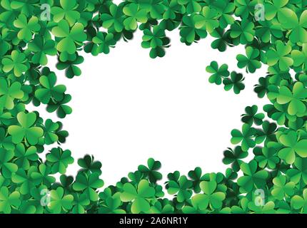 Saint Patricks Day Hintergrund mit gesprüht grünen Klee Blätter oder Shamrocks Stock Vektor
