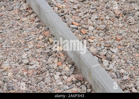 Setzen Aufkantungen im Garten Stockfoto