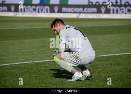 Torhüter Ron-Robert ZIELER (H) enttäuscht 2. 1. Fussballbundesliga, 11. Spieltag, Karlsruher SC (KA) - Hannover 96 (H) 3:3, den 26/10/2019 in Karlsruhe/Deutschland. € | Nutzung weltweit Stockfoto