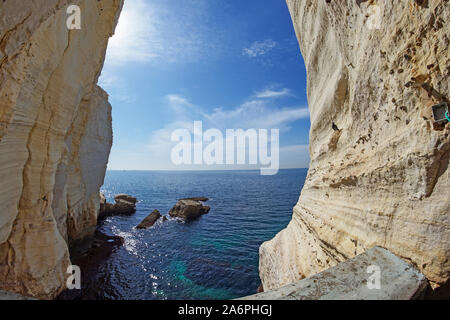 Israel, Rosh Hanikra, Leiter der Grotten ist eine geologische Formation an der Küste des Mittelmeeres gelegen, im westlichen Galiläa in der Nähe der Borde Stockfoto