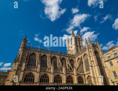 Die Abtei von Bath, eine Pfarrkirche von der Kirche von England und der ehemaligen Benediktinerkloster in Bath, Somerset, England. Stockfoto