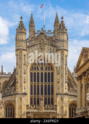 Die Abtei von Bath, eine Pfarrkirche von der Kirche von England und der ehemaligen Benediktinerkloster in Bath, Somerset, England. Stockfoto