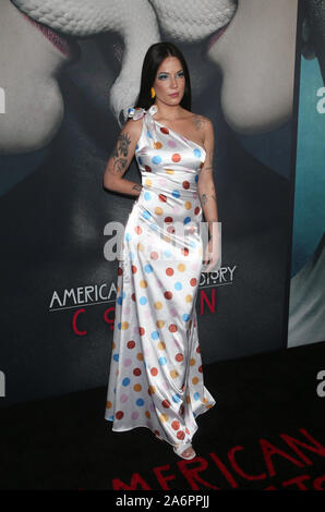 Oktober 2019, Los Angeles, CA, USA: 26. Oktober 2019 - Los Angeles, Kalifornien - Halsey. FX's 100. Episode Celebration fand in Hollywood Forever statt. Foto: FS/AdMedia Stockfoto