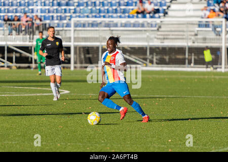 ENCAMP, ANDORRA: 26 DE OKTOBER 2019: SPIELER IN AKTION IN DER MACHO VON SEGUNDA DIVISION B GRUPO 3 FC ANDORRA 1 - 1 UE LLANGOSTERA - COSTA BRAVA. Stockfoto