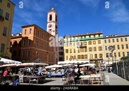 Nizza, Frankreich. Oktober 2019. Buchmarkt am Place du Palais de Justice. Quelle: Vuk Valcic/Alamy Stockfoto