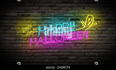 Bunte Happy Halloween hell fluoreszierende Leuchtreklame für Party mit Geist und Fledermaus auf retro Mauer Hintergrund. Stockfoto