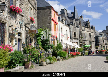 Rochefort-en-Terre alte Gebäude in Place de Puits Stockfoto