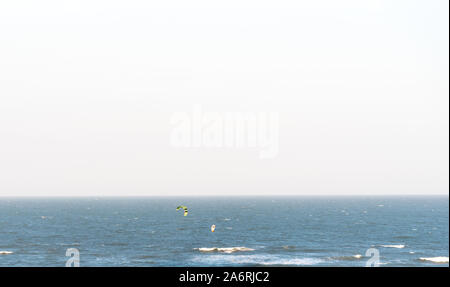 Meer vom Tramandai City Beach, RS, Brasilien. Mit Stränden in Rio Grande do Sul an der Küste von Rio Grande do Sul, die nach Gemeinden aufgelistet sind, Stockfoto