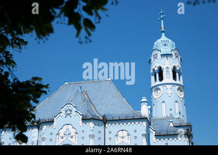 Die Kirche St. Elisabeth oder Modry Kostol Svatej Alzbety als Blaue Kirche in Bratislava bekannt. Stockfoto