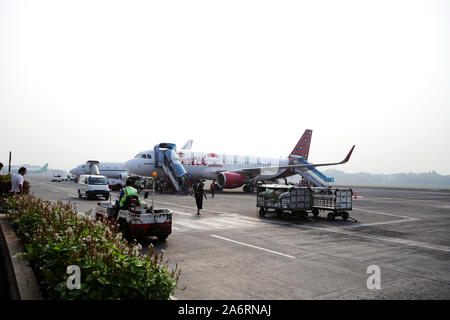 Batik Luft, der Airbus A320-Serie im Halim Perdana Kusuma Flughafen Jakarta Stockfoto