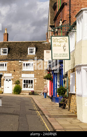 Die Whipper-In Hotel in Market Place, Oakham, Rutland, England, Großbritannien, Großbritannien Stockfoto