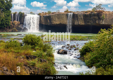 Wunderschöne Wasserfälle in Vietnam. Stockfoto