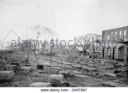 Wk1 der Stadt Papeete Tahiti nach der deutschen Bombardierung durch Kriegsschiffe Scharnhorst und Gneisenau, vintage Foto von 1914 Stockfoto