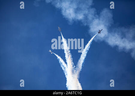 Usaf Thunderbirds am Great Pacific air show Flying Stockfoto