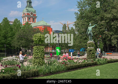 Kungstradgarden Stockholm, Blick im Sommer auf den malerischen Kungsträdgården, einem beliebten Park und Garten im Zentrum von Stockholm, Schweden. Stockfoto