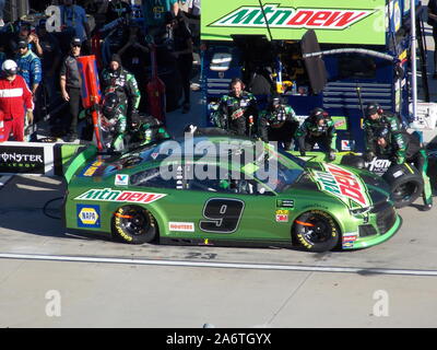 Chase Eliot Boxenstopp Nascar Stock Car Rennen in Martinsville Speedway Virginia Stockfoto