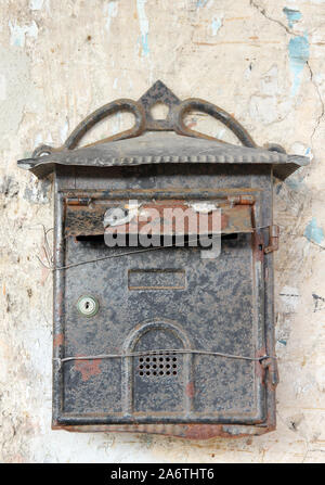 Italienische Briefkasten Stockfoto