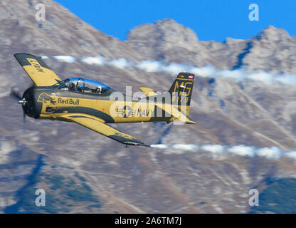 Innsbruck/Österreich vom 26. Oktober 2019: North American T-28 B Trojan North American T-28 B Trojan an InnsbruckAirport. Stockfoto