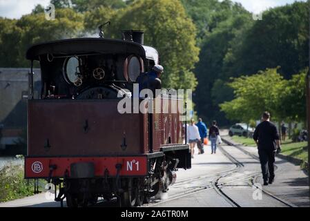 Die Dampfeisenbahn Somme Bay und ihr Triebwerk Nr. 1 "Aisne" machen sie bereit für die Abfahrt von St.Valéry Stockfoto