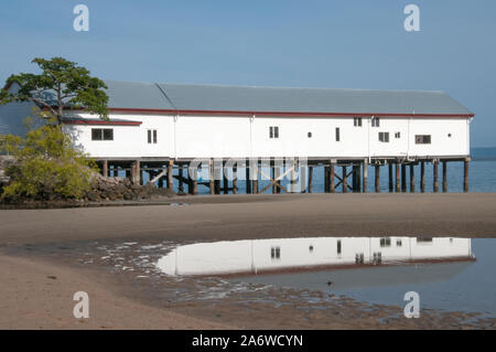 Die alten Zucker Wharf in Port Douglas, jetzt ein exklusives Reiseziel in den tropischen Norden von Queensland, Australien Stockfoto