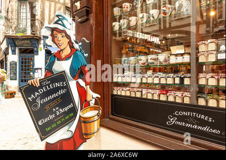 La Cloche d'Argent hat einen lokalen Classic, Kaffee oder Tee zu kaufen seit 1928 in Rouen, Normandie, Frankreich Stockfoto