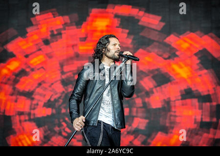 Solvesborg, Schweden. 08. Juni, 2019. Die britische Rockband Rainbow führt ein Live Konzert während der schwedischen Musik Festival Sweden Rock Festival 2019. Hier Sänger Ronnie Romero ist live auf der Bühne gesehen. (Foto: Gonzales Foto - Terje Dokken). Stockfoto