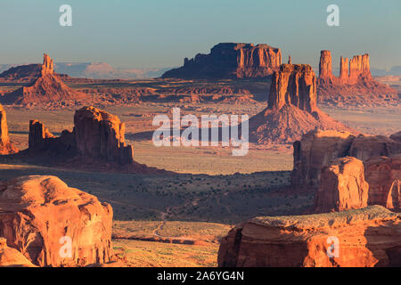 USA, Arizona, Blick auf Monument Valley von der Spitze des Hunts Mesa Stockfoto