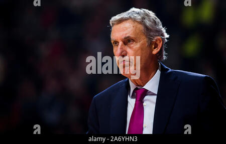 Belgrad, Serbien. 24 Okt, 2019. Head Coach Svetislav Pesic des FC Barcelona. Credit: Nikola Krstic/Alamy leben Nachrichten Stockfoto