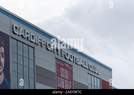 Cardiff, Wales, UK, 8. Oktober 2019. Außerhalb von Cardiff City Football Stadium, der Heimat der Drosseln Team, Cardiff Stockfoto