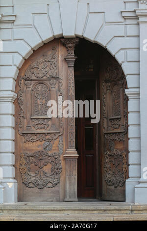 Bratislava, Slowakei - Oct 23, 2019 - Mondieu Kuchen, Geschenke, Altstadt - Street Fotografie - Credit Ilona Barna BIPHOTONEWS, Alamy Stockfoto