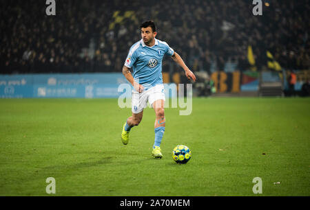 Malmö, Schweden. 28 Okt, 2019. Behrang Safari (4) Malmö FF in die Allsvenskan Match zwischen Malmö FF und AIK Stockholm in Malmö Neues Stadion in Malmö zu sehen. (Foto: Gonzales Foto/Alamy leben Nachrichten Stockfoto