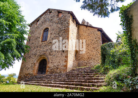 Ansicht der Calvary Chapel, Castillon de Couserans, Ariège, Royal, Frankreich Stockfoto