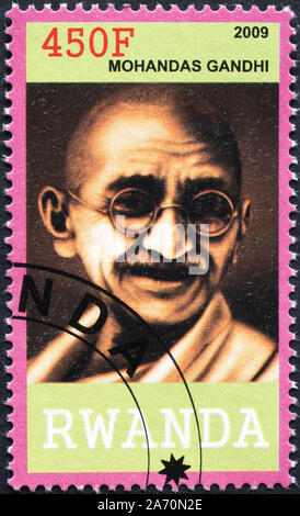 Mahatma Gandhi auf Briefmarke von Ruanda Stockfoto