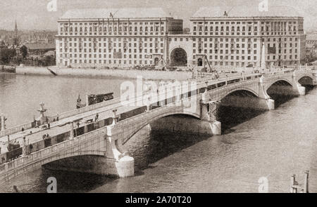 Lambeth Bridge, London, England, hier kurz nach seiner Eröffnung im Jahre 1932 gesehen. Aus dem Festzug des Jahrhunderts, veröffentlicht 1934. Stockfoto
